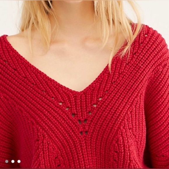 Free People All Day Long Red Chunky Knit V Neck Slouchy Women’s Sweater Cable - Picture 3 of 11